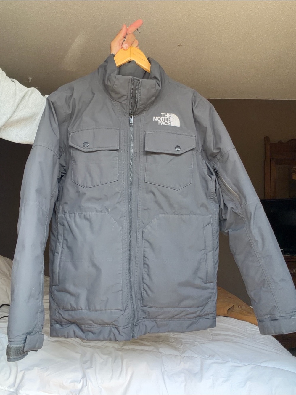 The North Face Men's Grey Winter Jacket Medium